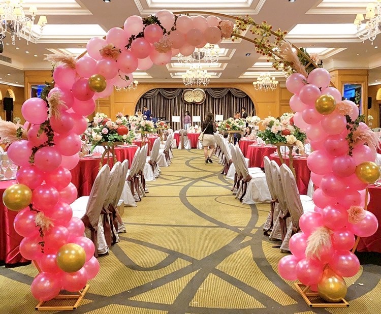 2025071606030516 婚禮氣球佈置